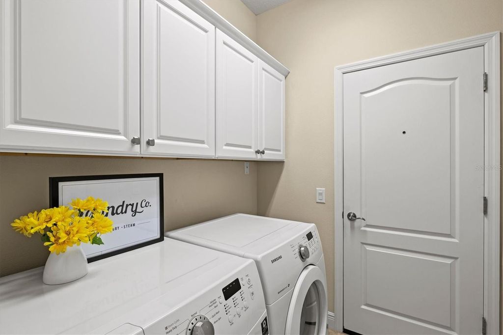 Image 17 of property listing at 12717 DEEP BLUE PLACE, Bradenton, FL 34211