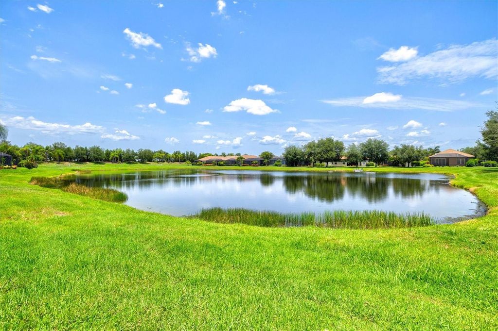 Image 22 of property listing at 12717 DEEP BLUE PLACE, Bradenton, FL 34211