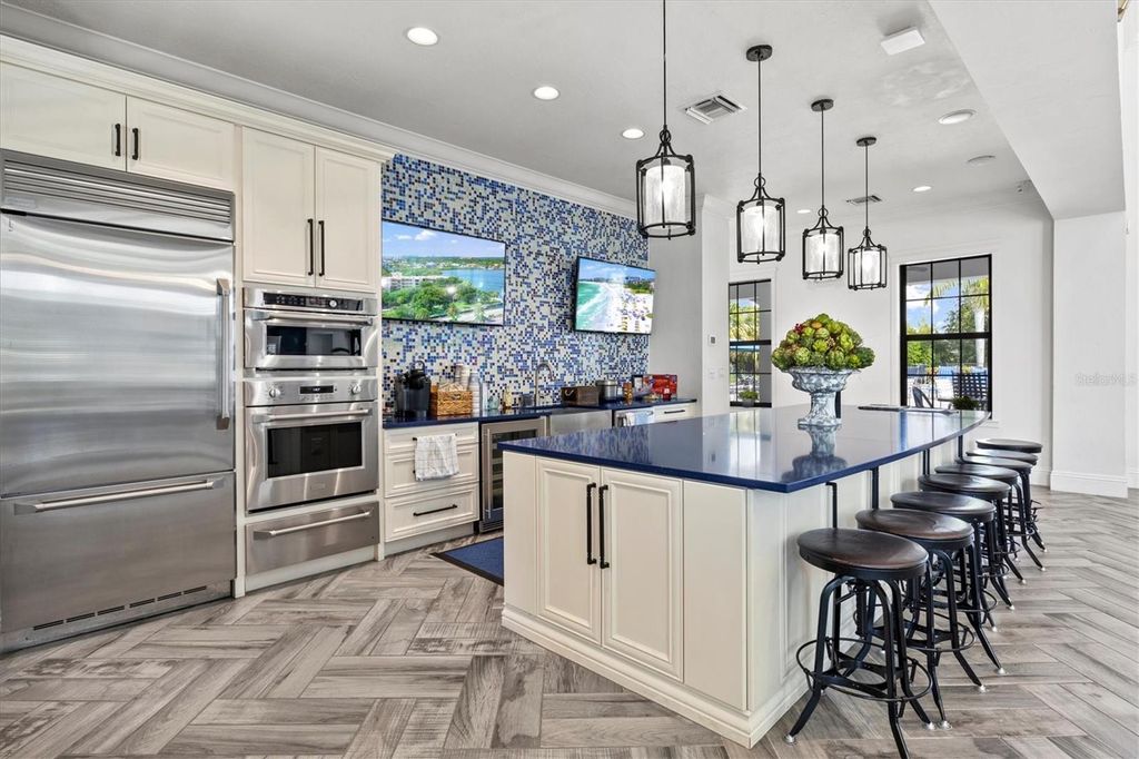 Image 36 of property listing at 12717 DEEP BLUE PLACE, Bradenton, FL 34211