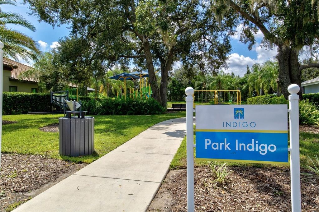 Image 46 of property listing at 12717 DEEP BLUE PLACE, Bradenton, FL 34211