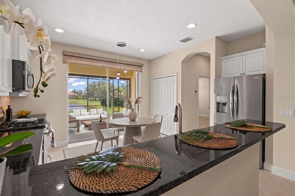 Image 6 of property listing at 12717 DEEP BLUE PLACE, Bradenton, FL 34211