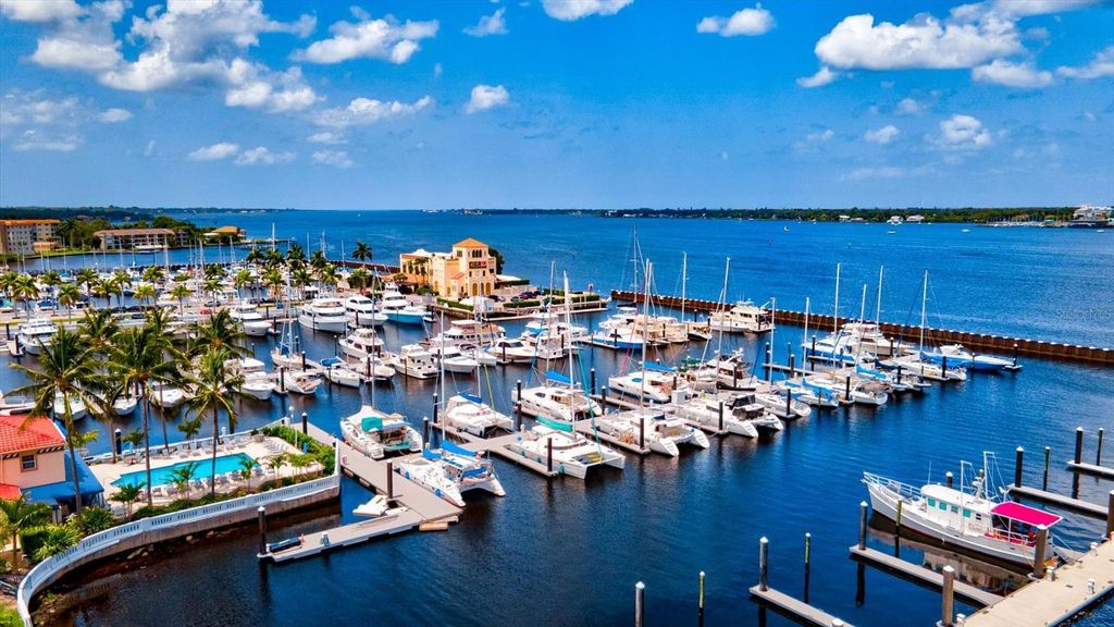 Image 64 of property listing at 12717 DEEP BLUE PLACE, Bradenton, FL 34211