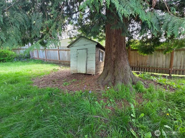 1124 Nevada Street, Bellingham, WA 98229