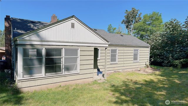 1124 Nevada Street, Bellingham, WA 98229