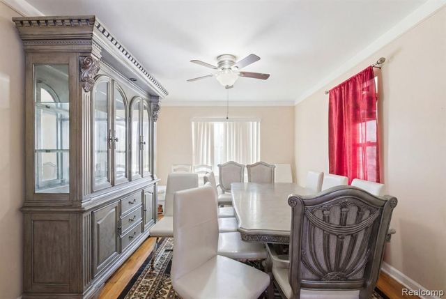 32904 Surow Drive, Warren, MI 48093