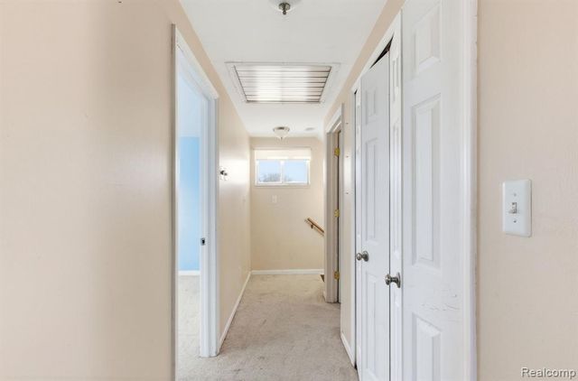 32904 Surow Drive, Warren, MI 48093