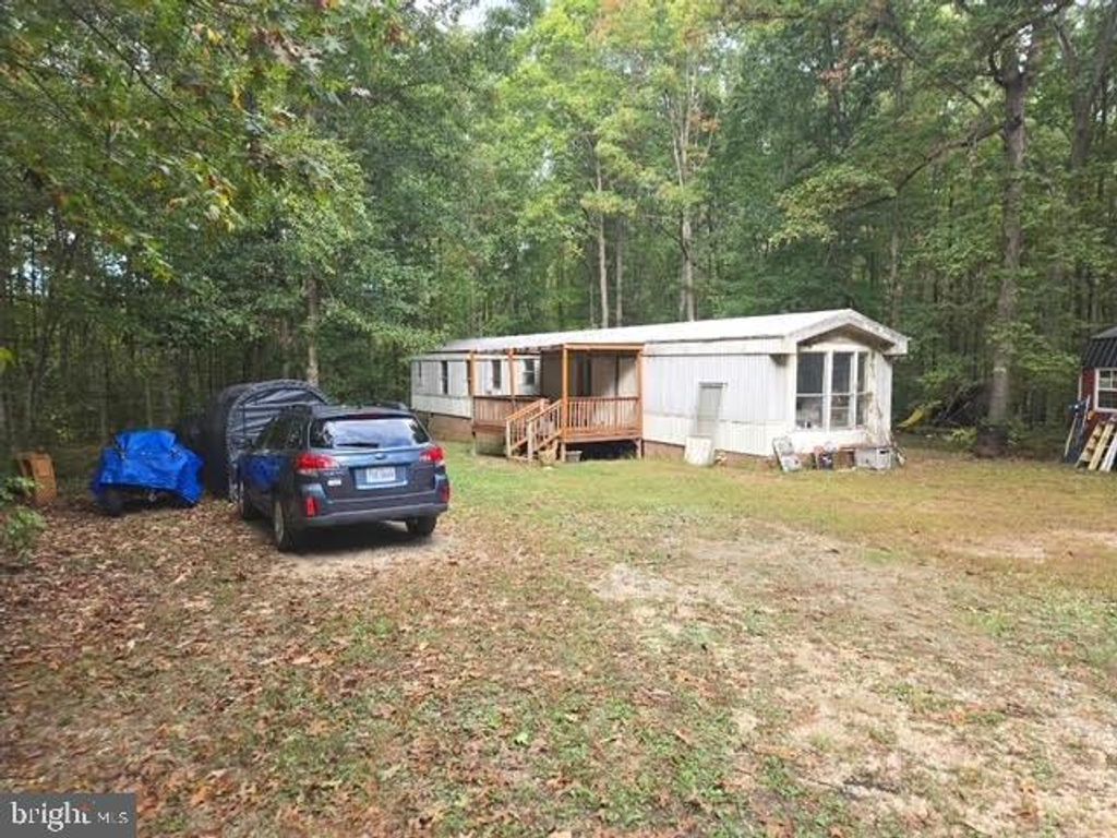 163 FOSTER, Louisa, VA 23093