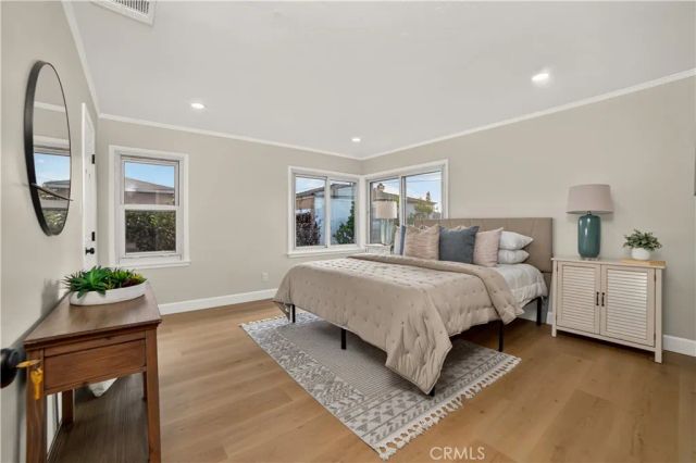 8713 S 7th Avenue, Inglewood, CA 90305