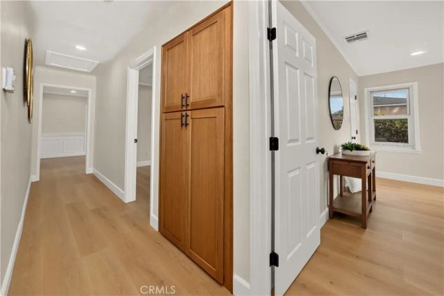 8713 S 7th Avenue, Inglewood, CA 90305