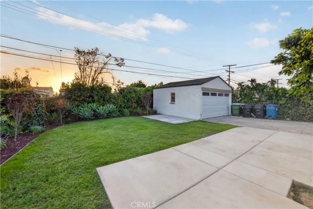 8713 S 7th Avenue, Inglewood, CA 90305