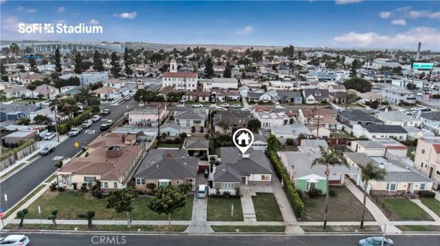 8713 S 7th Avenue, Inglewood, CA 90305
