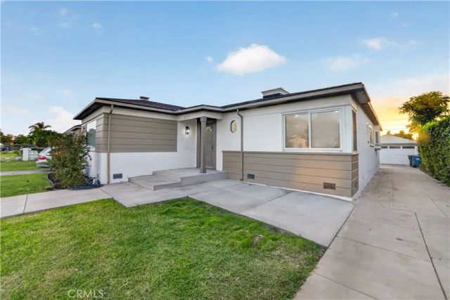 8713 S 7th Avenue, Inglewood, CA 90305