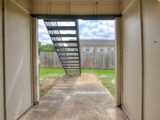 1819 E Lindsey Street 3, Norman, OK 73071