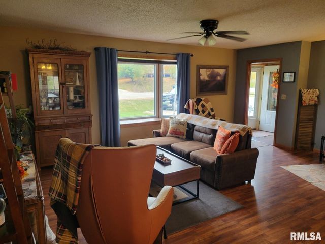 168 290TH Street, West Branch, IA 52358