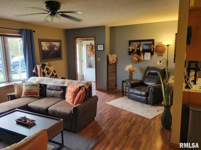 168 290TH Street, West Branch, IA 52358