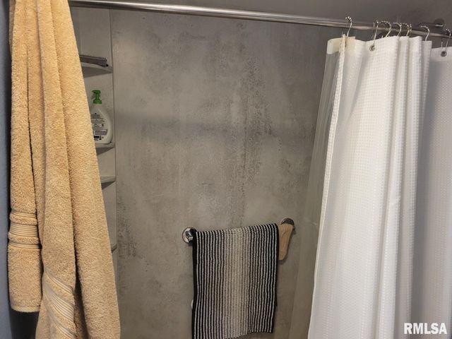 168 290TH Street, West Branch, IA 52358