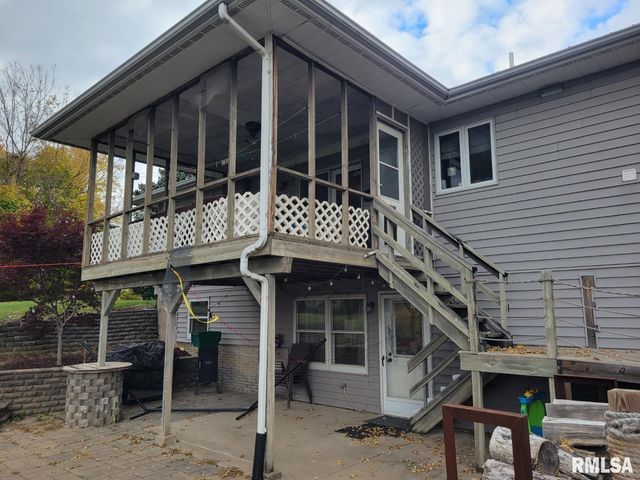 168 290TH Street, West Branch, IA 52358