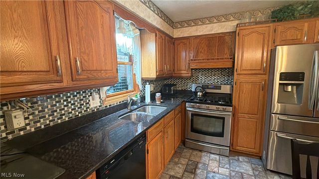 49645 Mccoy Avenue, East Liverpool, OH 43920