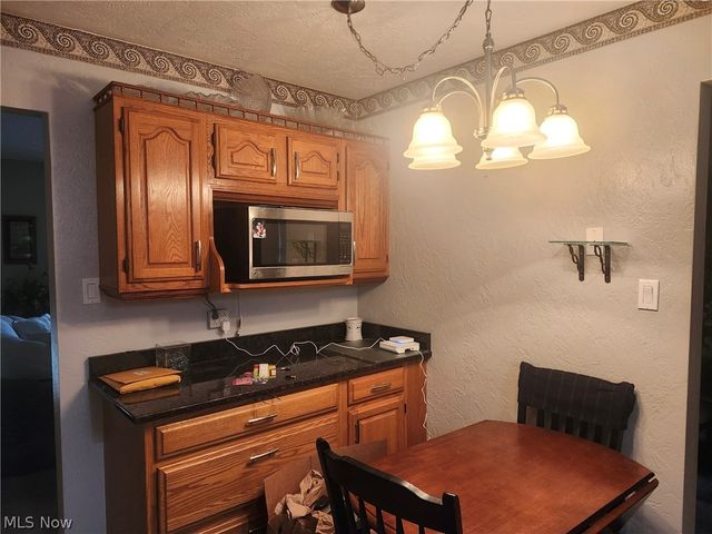 49645 Mccoy Avenue, East Liverpool, OH 43920