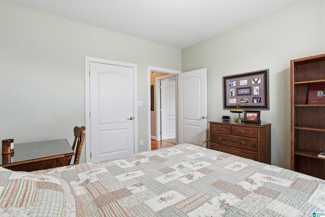 1260 OVERBROOK CIRCLE, Morris, AL 35116