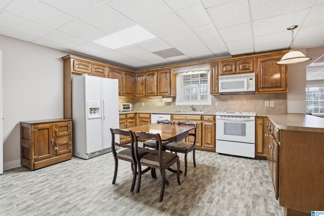 1260 OVERBROOK CIRCLE, Morris, AL 35116