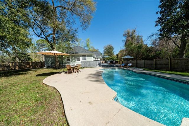 1447 Rose Park Drive, Charleston, SC 29412