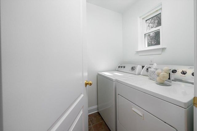 1447 Rose Park Drive, Charleston, SC 29412