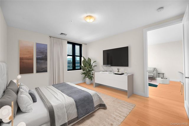 701 Ridge Hill Boulevard 9N, Yonkers, NY 10710