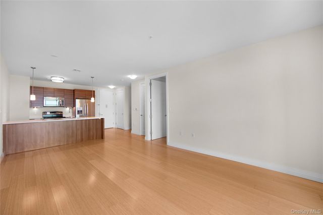 701 Ridge Hill Boulevard 9N, Yonkers, NY 10710