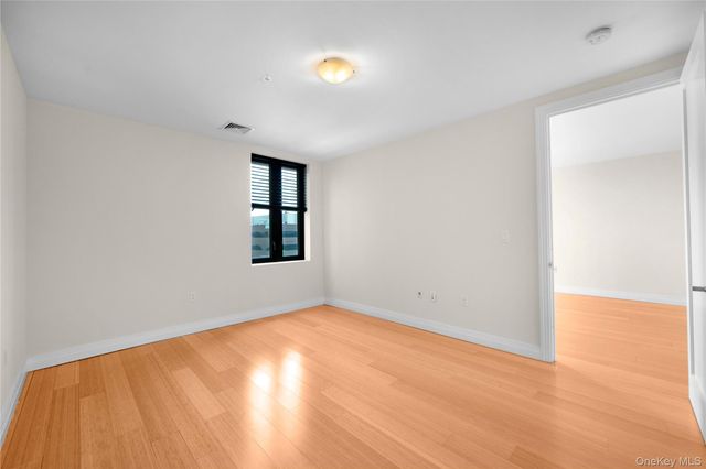 701 Ridge Hill Boulevard 9N, Yonkers, NY 10710