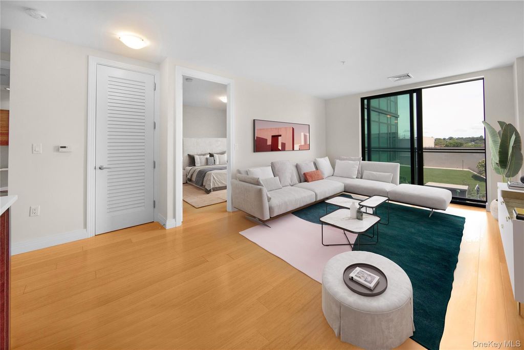 701 Ridge Hill Boulevard 9N, Yonkers, NY 10710