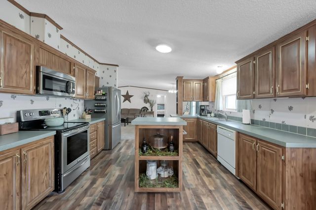 4002 Piney Meadow Drive, Conroe, TX 77301