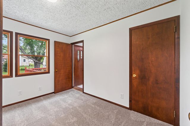 2300 Brookview Drive, Brooklyn Center, MN 55430