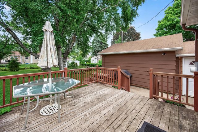 2300 Brookview Drive, Brooklyn Center, MN 55430