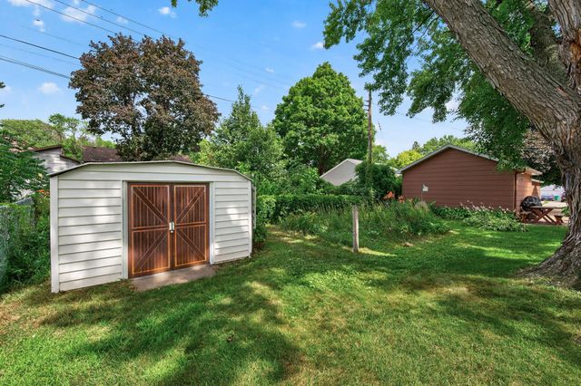 2300 Brookview Drive, Brooklyn Center, MN 55430