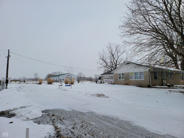 1545 S US 421, Zionsville, IN 46077