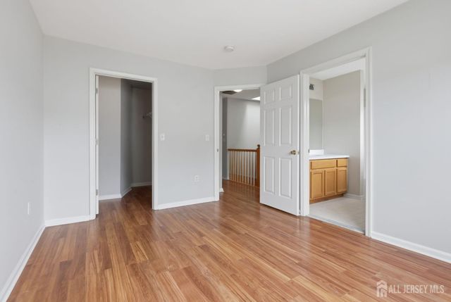 9 Bridgepointe Drive, Old Bridge, NJ 08857