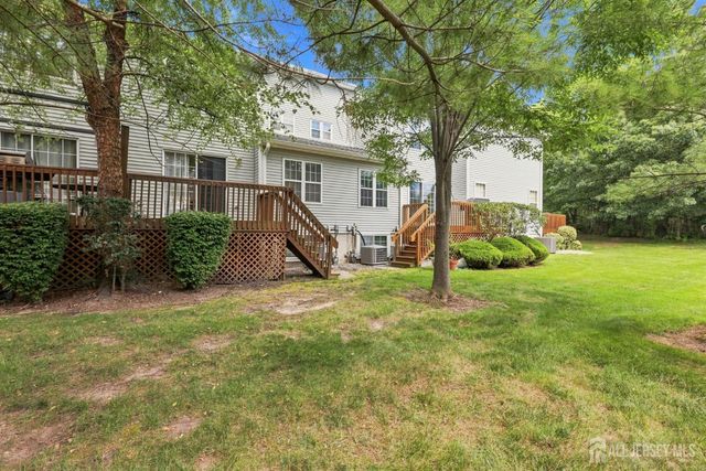 9 Bridgepointe Drive, Old Bridge, NJ 08857