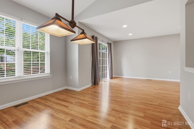 9 Bridgepointe Drive, Old Bridge, NJ 08857