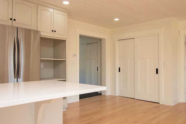 1374 Old Silo Road, Barnet, VT 05819