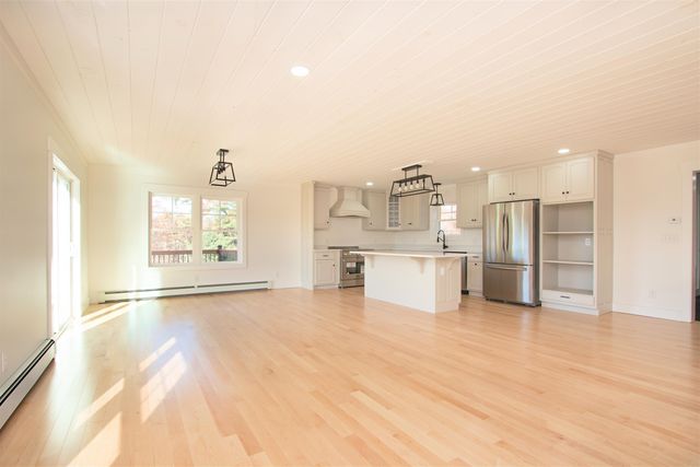 1374 Old Silo Road, Barnet, VT 05819