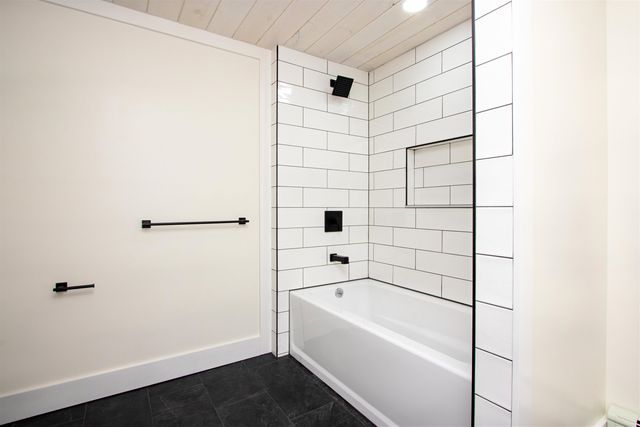 1374 Old Silo Road, Barnet, VT 05819