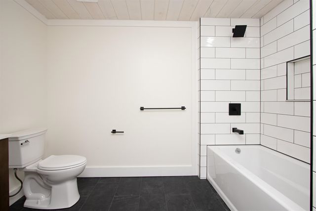 1374 Old Silo Road, Barnet, VT 05819