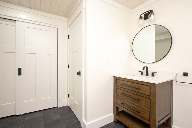 1374 Old Silo Road, Barnet, VT 05819