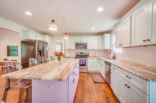 304 New Perry Road, Greenville, SC 29617