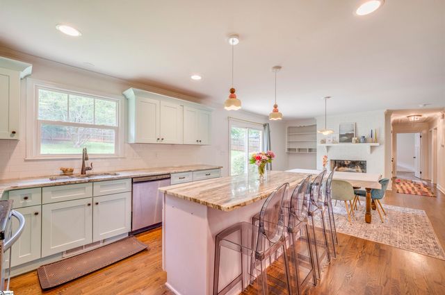 304 New Perry Road, Greenville, SC 29617