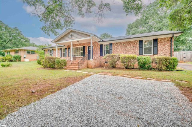 304 New Perry Road, Greenville, SC 29617