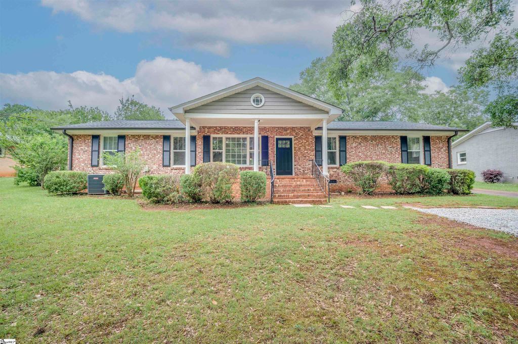 304 New Perry Road, Greenville, SC 29617