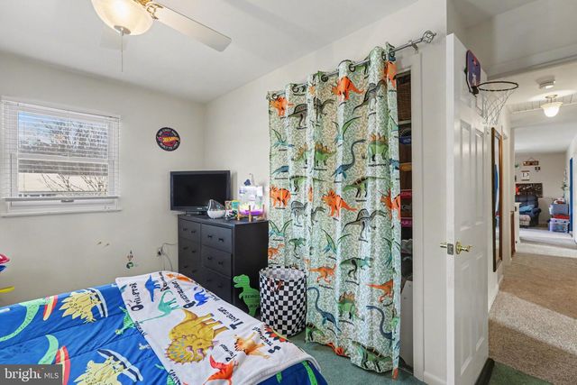 6 AUTUMN DR, Dillsburg, PA 17019