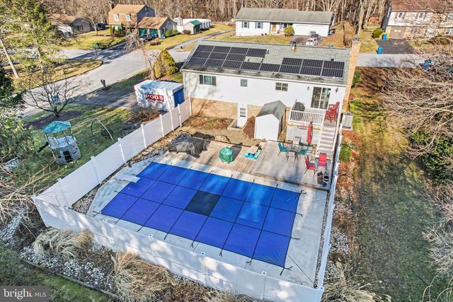 6 AUTUMN DR, Dillsburg, PA 17019